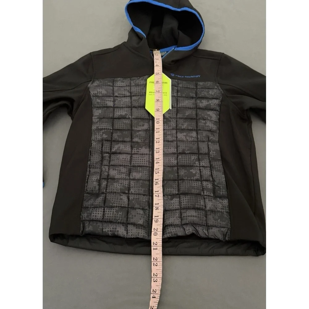 Free Country Softshell Jacket Boy Size Small 8 Black Blue Quilted Digi Camo NEW!